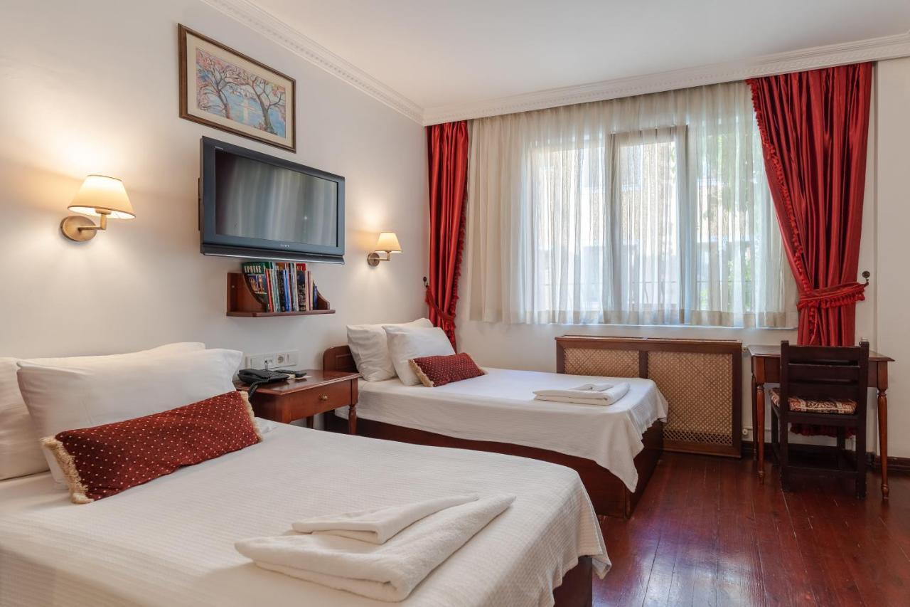 Sebnem Hotel Istanbul Exterior photo