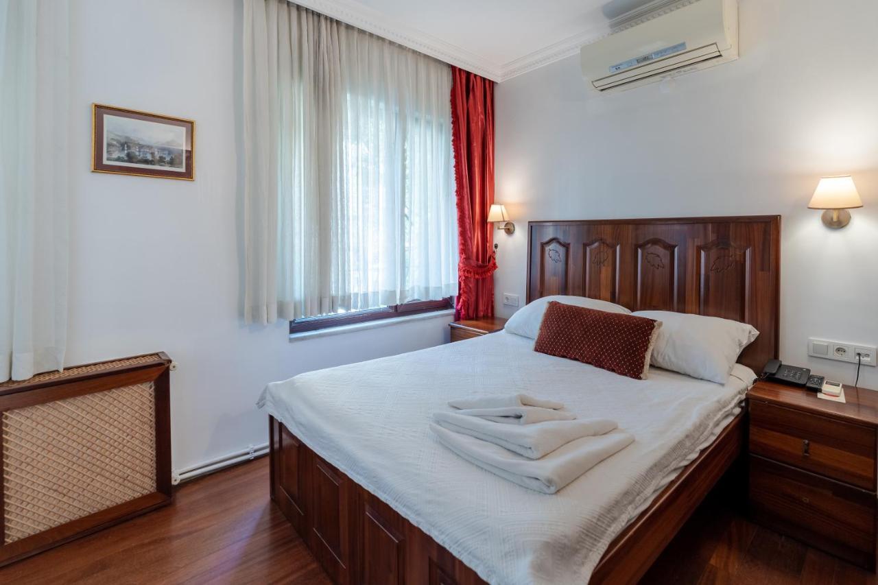 Sebnem Hotel Istanbul Exterior photo